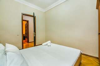 Апартаменты Apartment near the sights by Time Group Баку Апартаменты с 2 спальнями-19