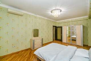 Апартаменты Apartment near the sights by Time Group Баку Апартаменты-12