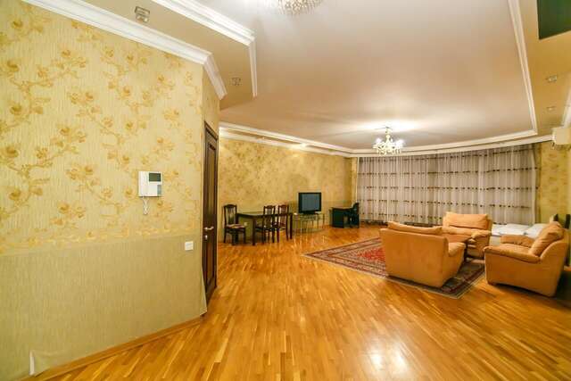Апартаменты Apartment near the sights by Time Group Баку-35